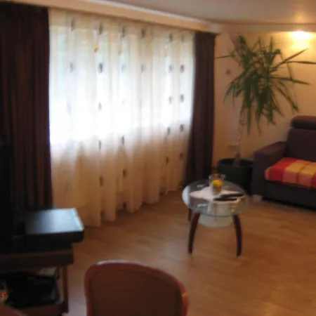 Dom Mike Tschession rooms in Villa