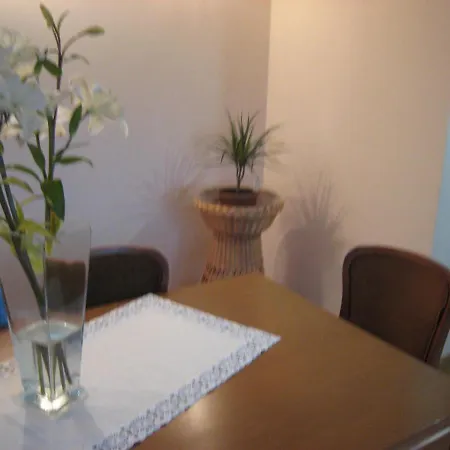 Dom Mike Tschession rooms in Villa Appartement